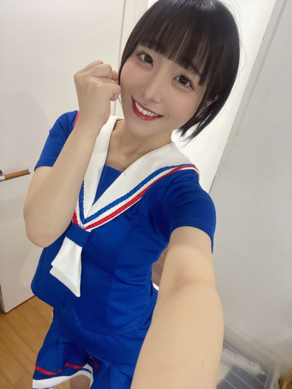 小島美子