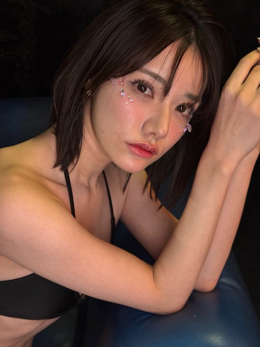 宮下玲奈