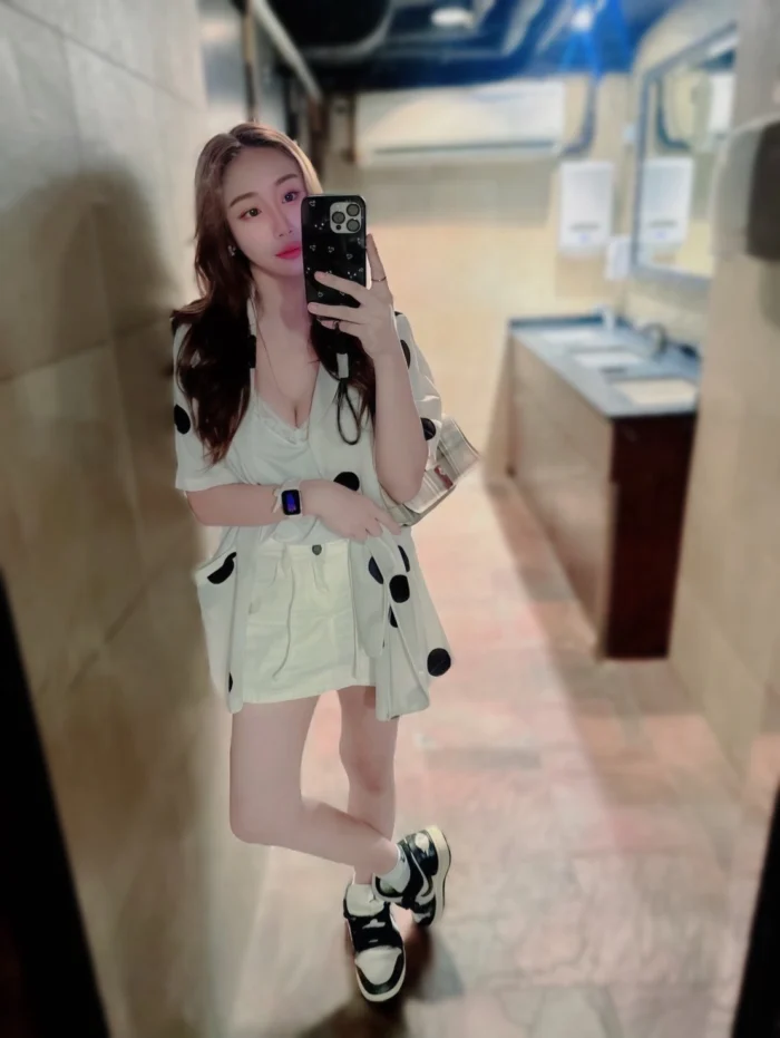 台北定點茶-丁小妮/157/46/24/F