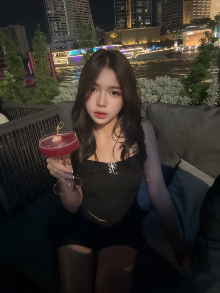 台北定點茶-狙擊女皇/155/42/23/C